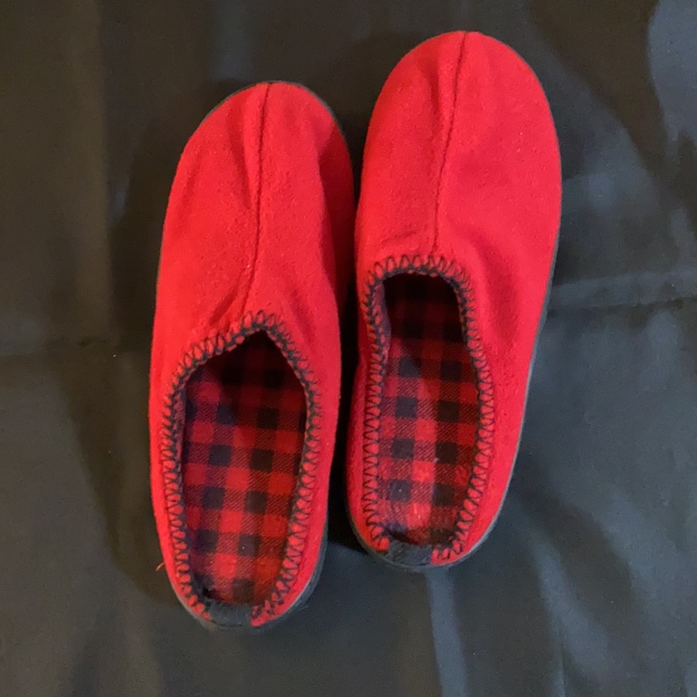 RG Barry Red Buffalo Slippers, 9